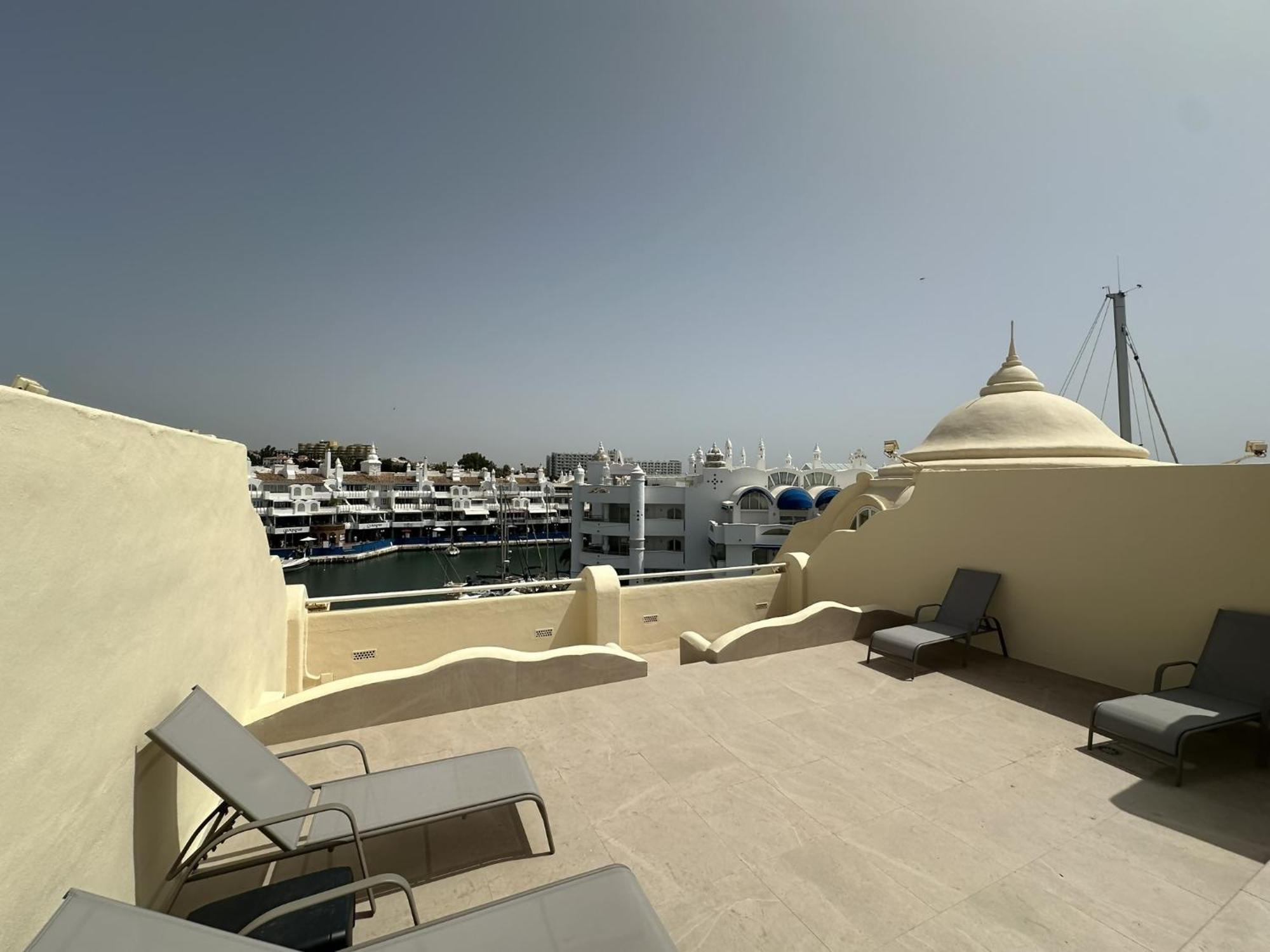 בנאלמדנה Nice Apartament In Puerto Marina מראה חיצוני תמונה