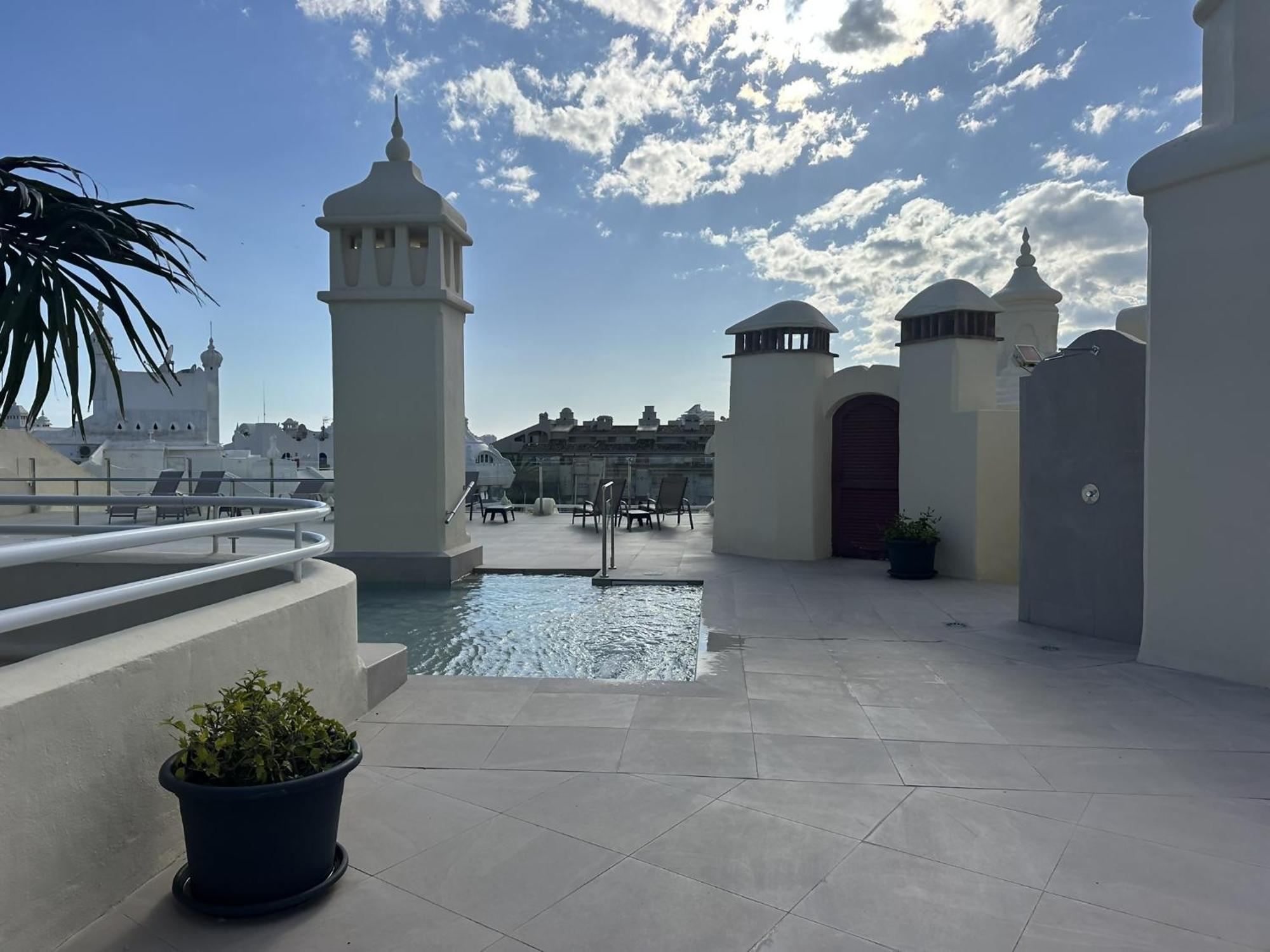 בנאלמדנה Nice Apartament In Puerto Marina מראה חיצוני תמונה